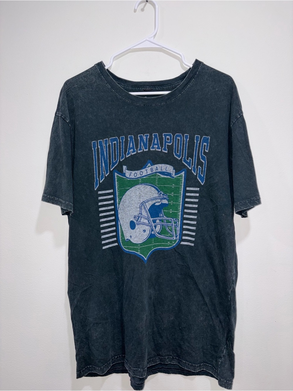 Indianapolis Colts Football Graphic Tee - Black